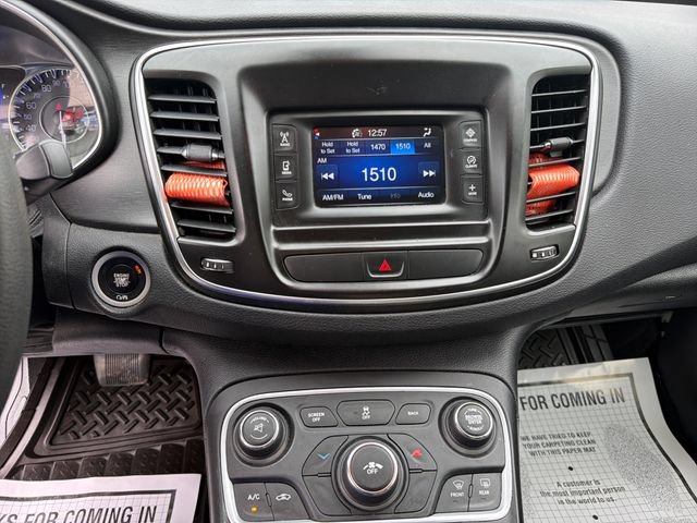 Used 2016 Chrysler 200 Limited w/ Driver Assist Package FWD image 18