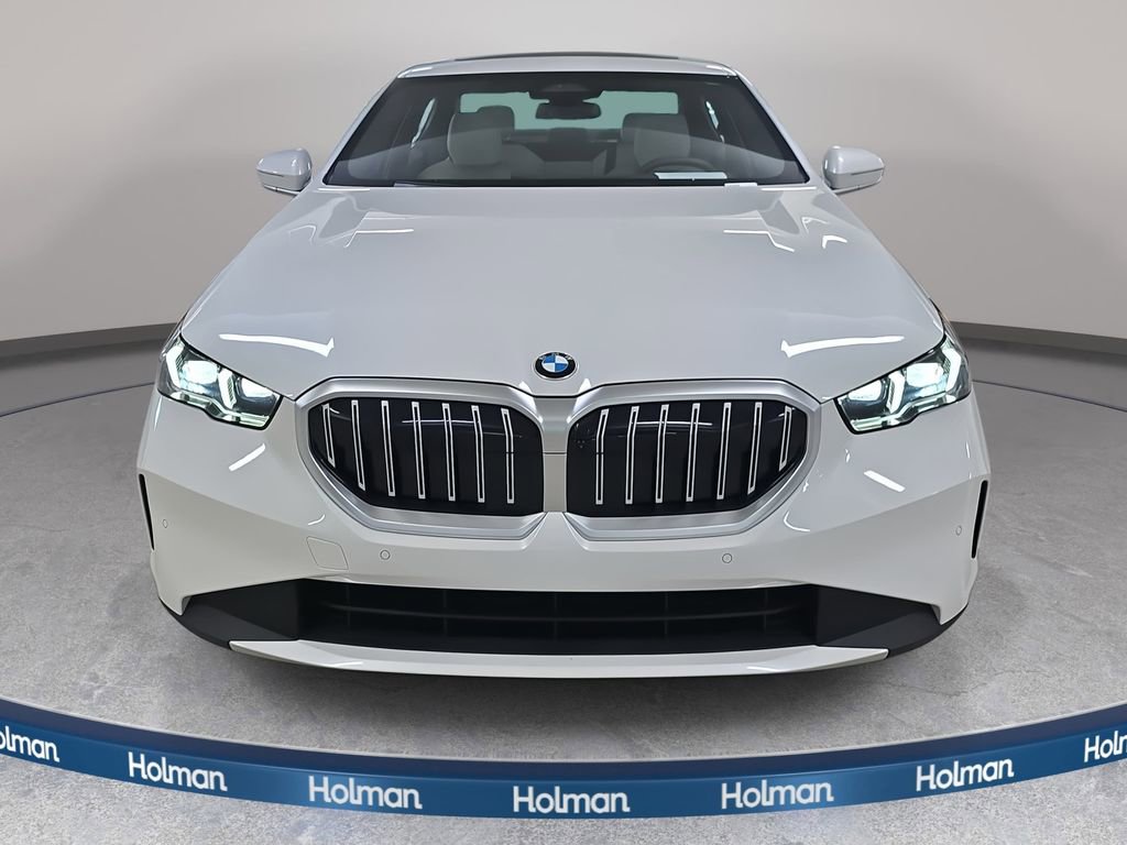 Used 2026 BMW 530i w/ Premium Package image 3