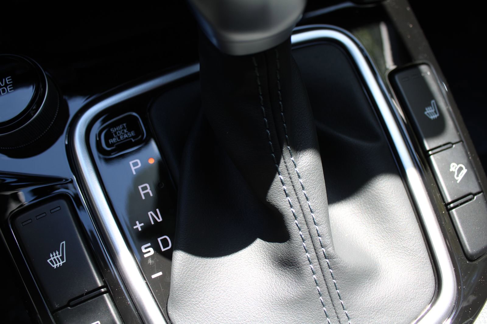 New 2026 Kia Seltos EX image 32