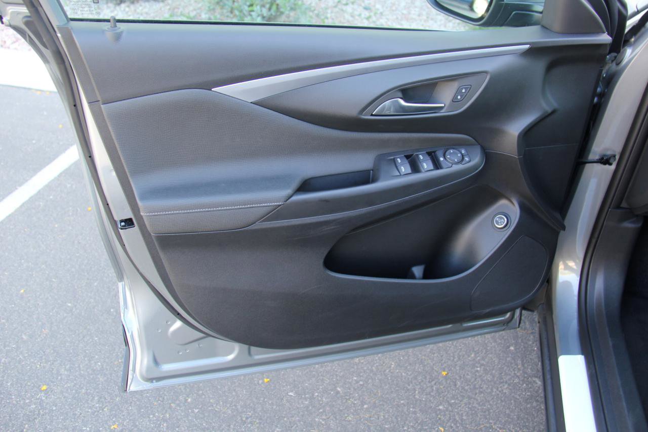 Used 2025 Buick Envista Preferred w/ Convenience I Package image 19