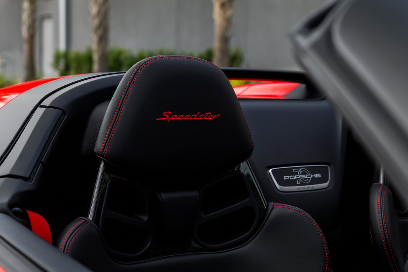 Used 2019 Porsche 911 Speedster image 34
