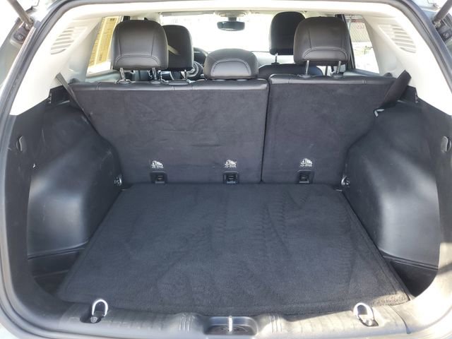 Used 2018 Jeep Compass Latitude w/ Popular Equipment Group image 11