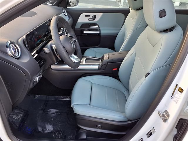 New 2026 Mercedes-Benz GLA 35 AMG 4MATIC image 14