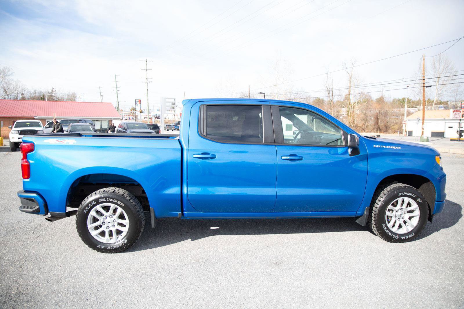 Used 2022 Chevrolet Silverado 1500 RST image 2