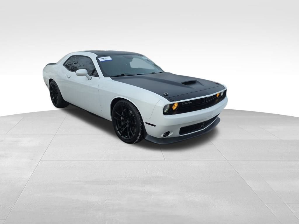 Used 2017 Dodge Challenger T/A image 3