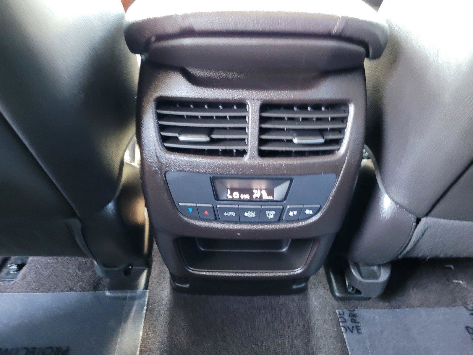 Used 2016 Acura MDX SH-AWD image 16