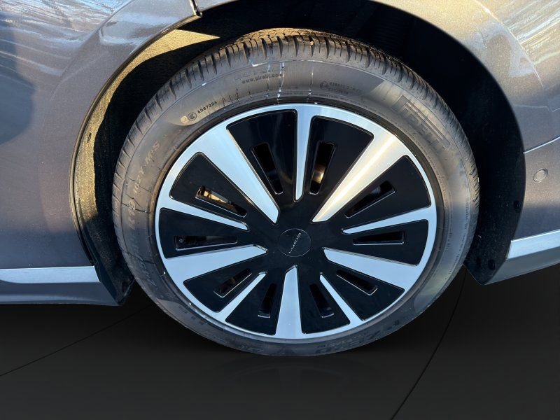 Used 2023 Lucid Air Pure AWD/4WD image 22