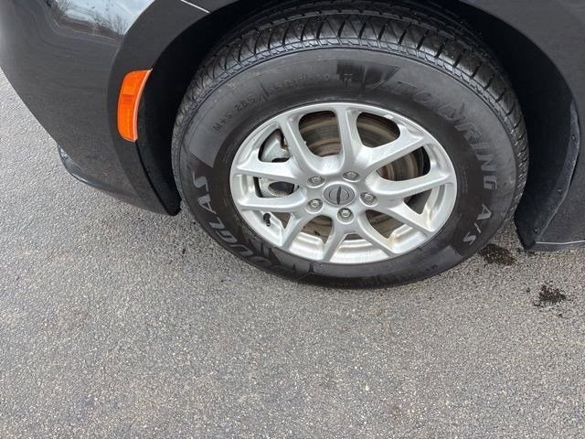 Used 2023 Chrysler Pacifica Touring-L image 46