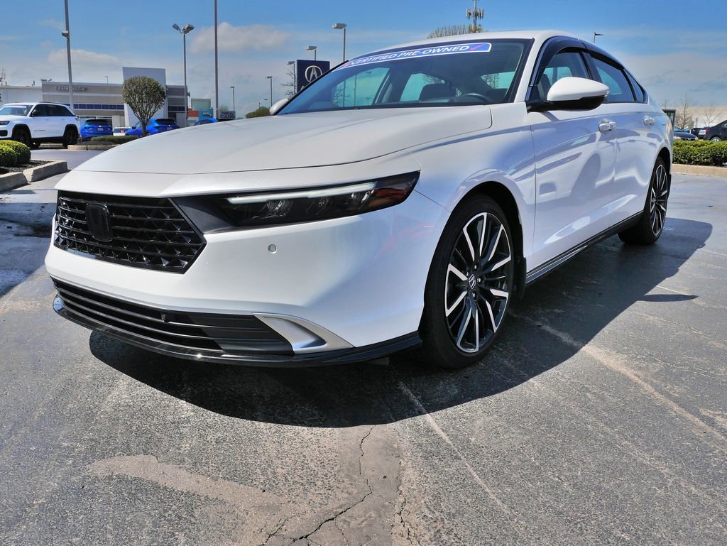 Used 2025 Honda Accord Touring image 3