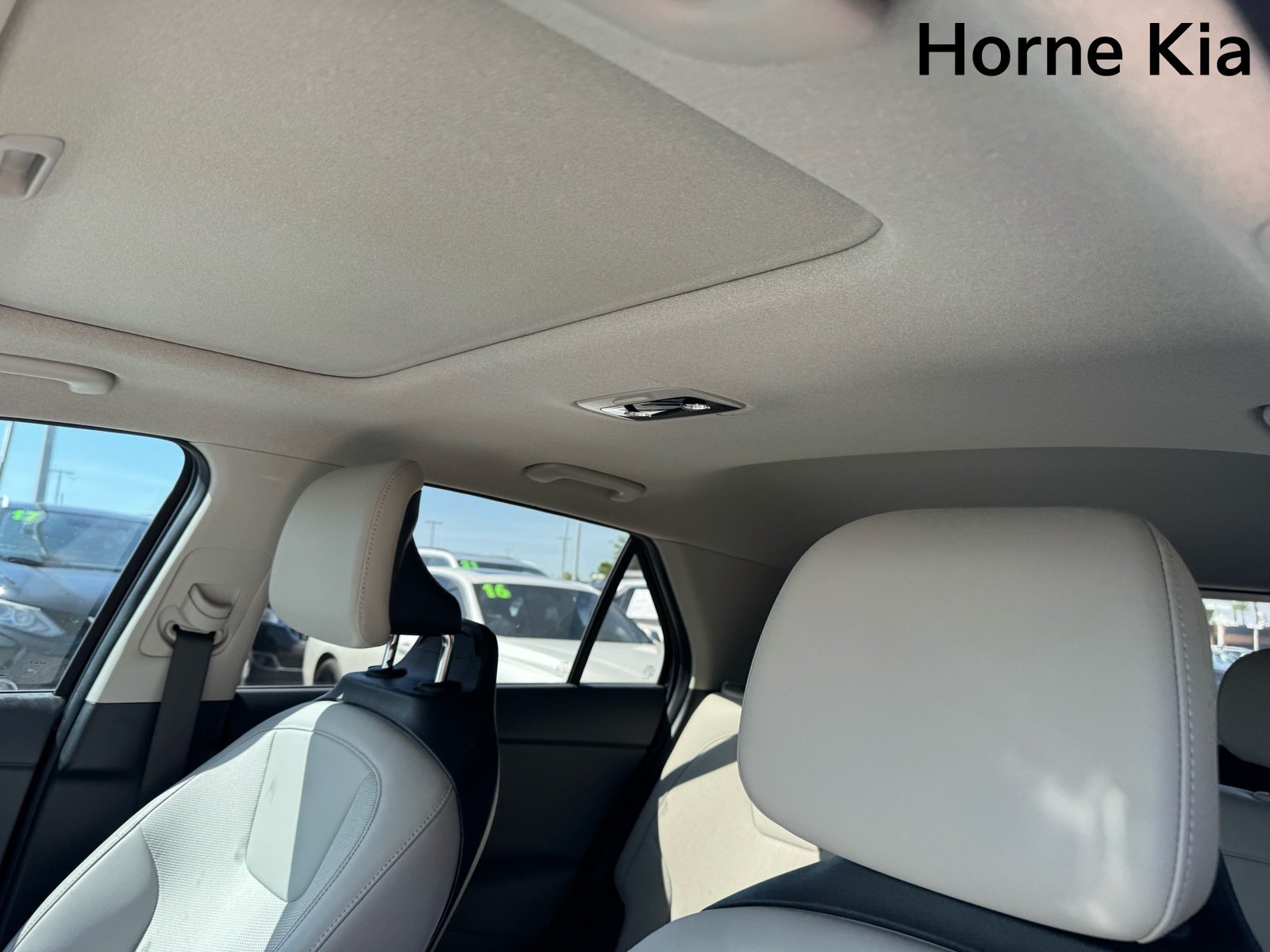 Certified 2024 Kia Niro EX Touring FWD image 24
