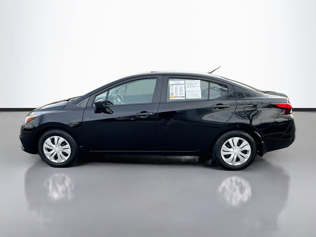 Used 2021 Nissan Versa S image 4