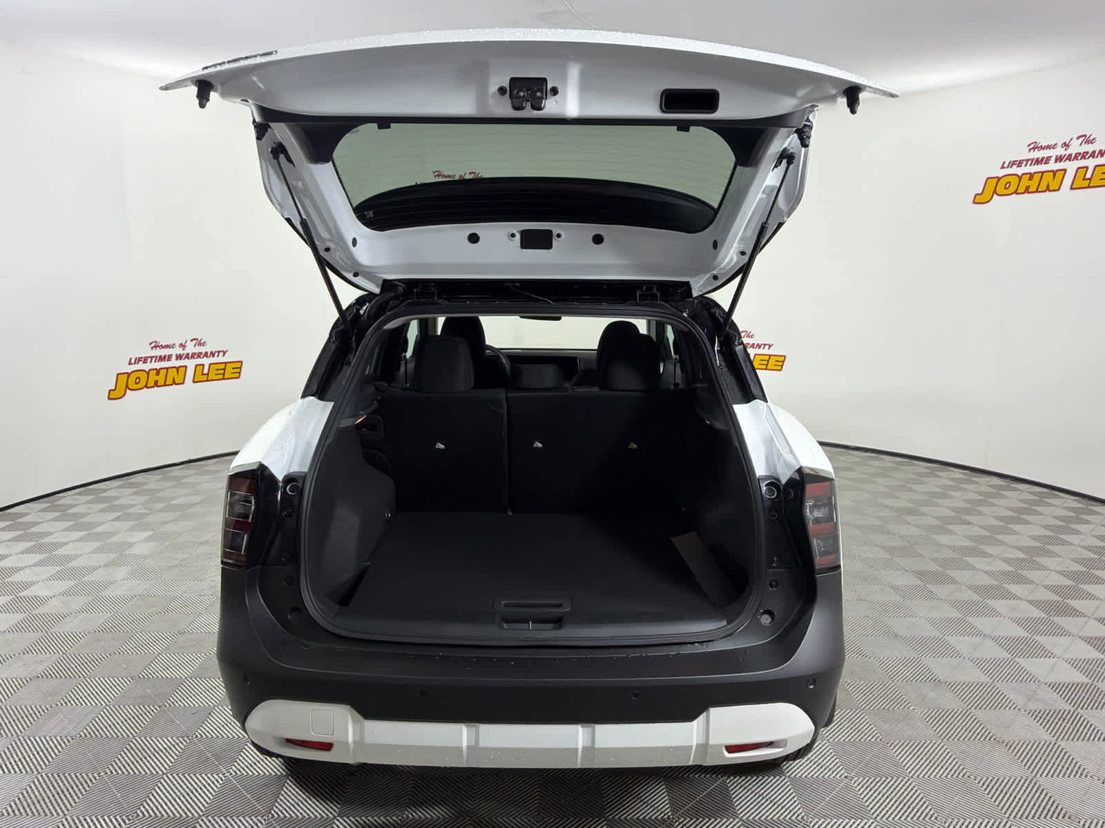 New 2026 Nissan Kicks SV w/ Cold Weather Package FWD image 5