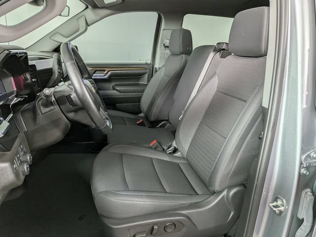 Used 2024 Chevrolet Silverado 1500 LT AWD/4WD image 14