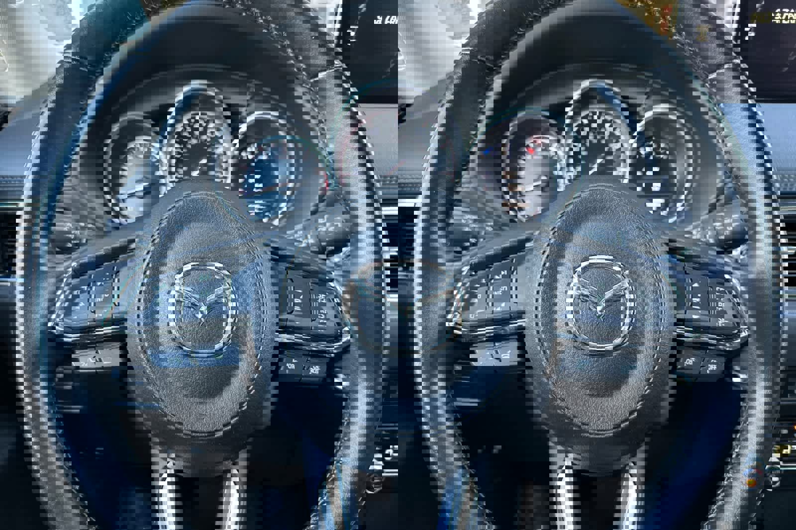 Used 2021 MAZDA CX-5 Touring image 25