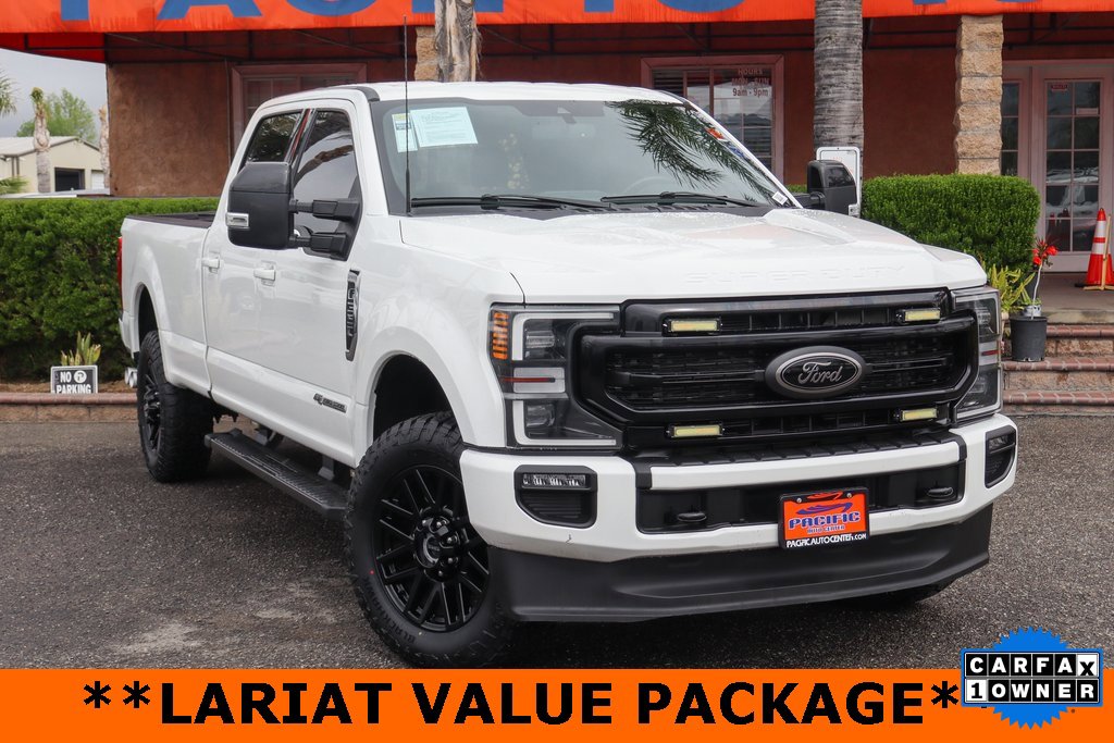 Used 2022 Ford F350 Lariat w/ Black Appearance Package image 2