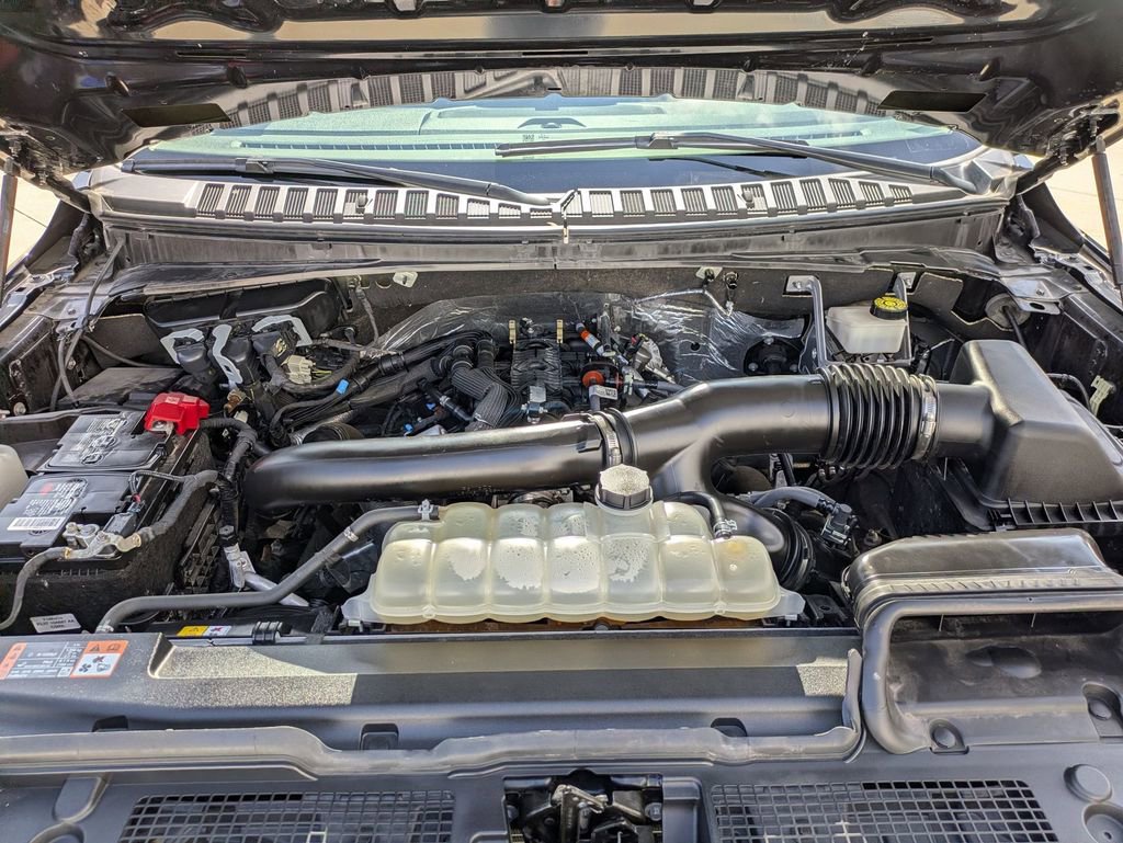 Used 2024 Ford Expedition Limited AWD/4WD image 30