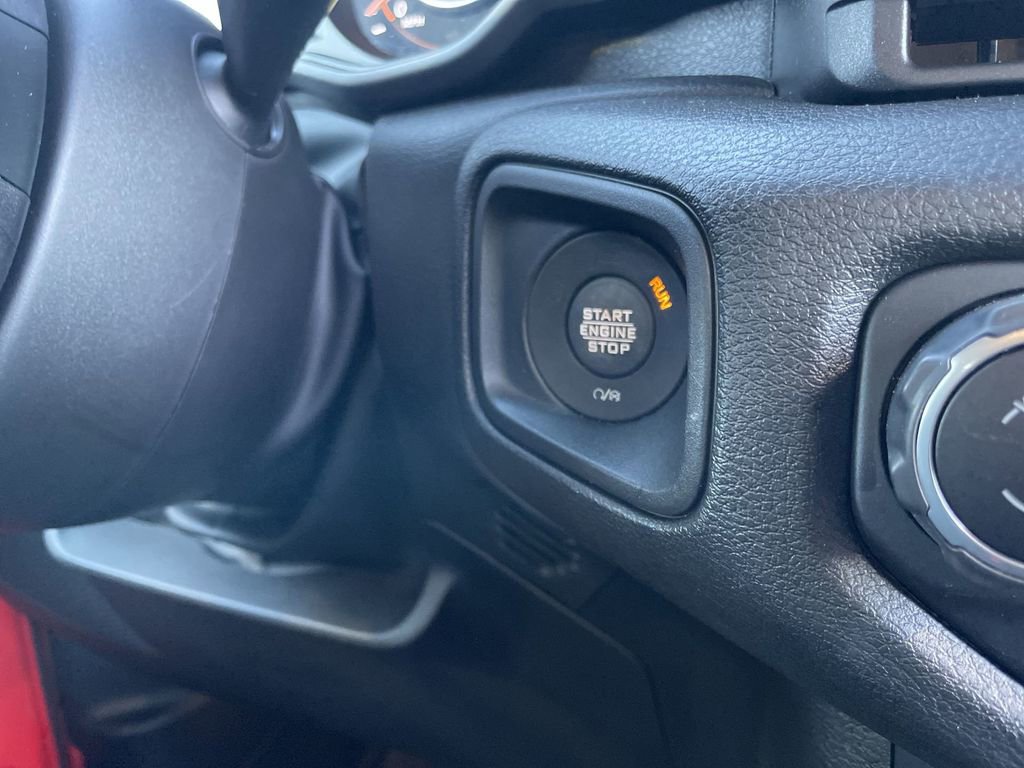 Used 2024 Jeep Gladiator Willys image 25