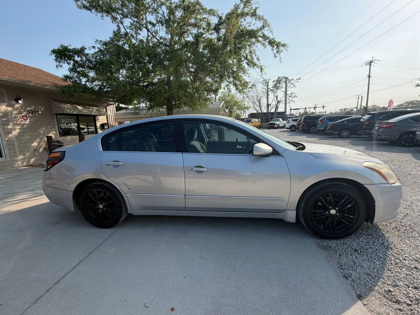 Used 2011 Nissan Altima 2.5 S image 3