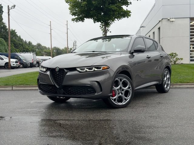 Used 2024 Alfa Romeo Tonale Ti