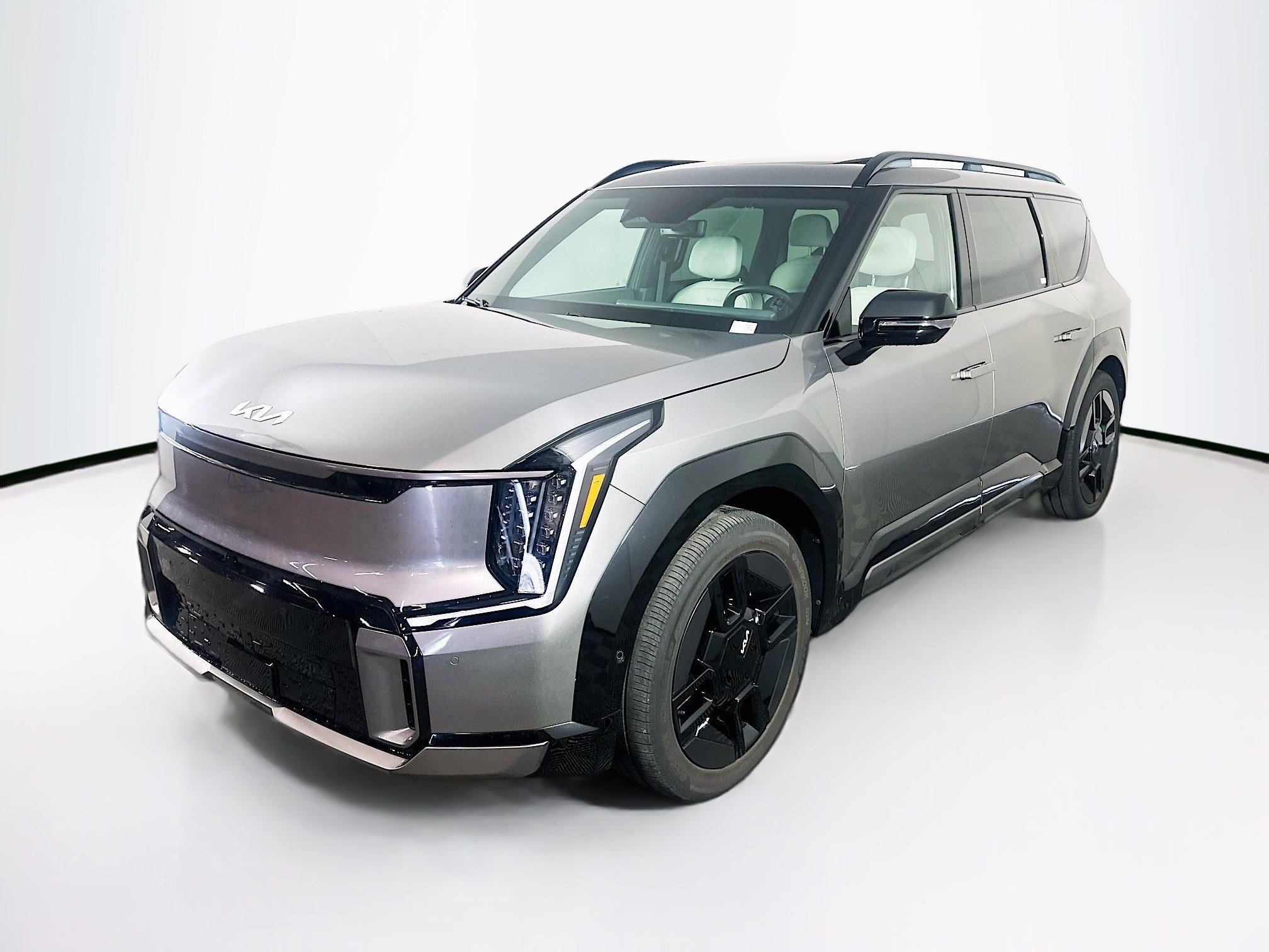 Used 2024 Kia EV9 GT-Line AWD/4WD image 3