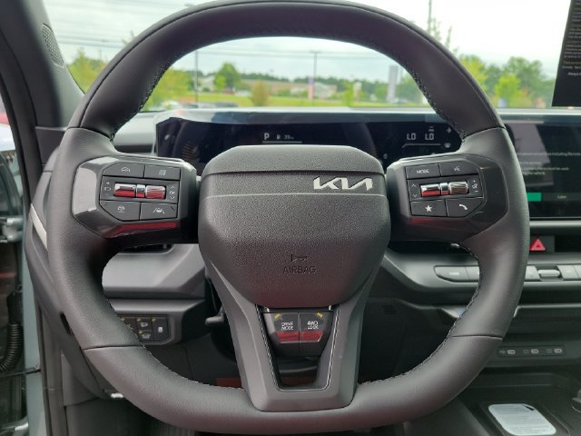New 2027 Kia Seltos X-Line S w/ X-Line S Premium Package AWD/4WD image 23