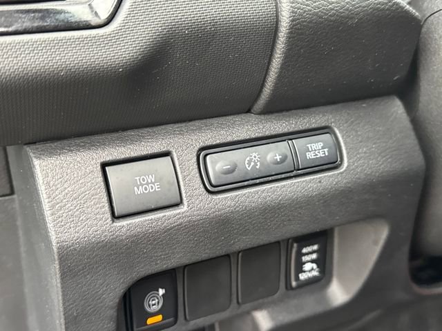 Used 2022 Nissan Frontier Pro-X image 25