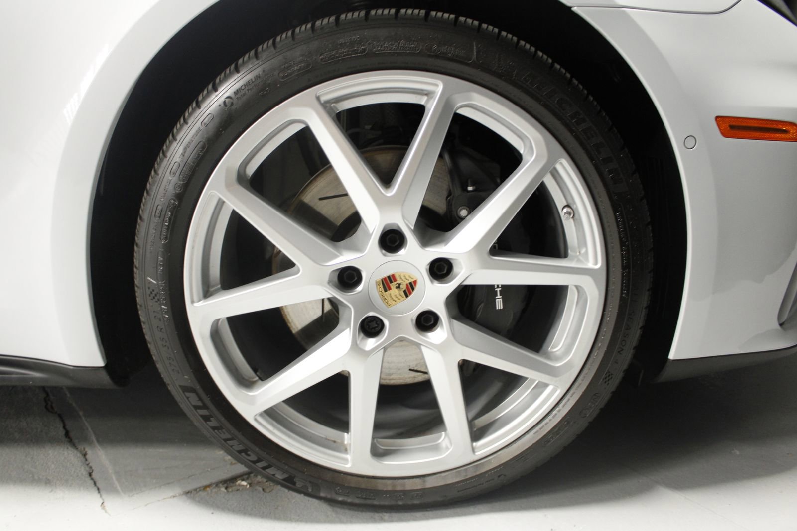 Used 2025 Porsche Panamera 4 image 20