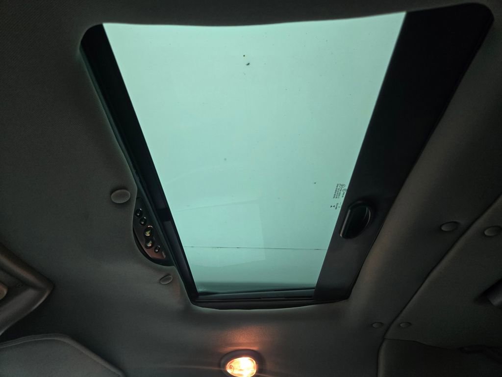 Used 2019 Chevrolet Express 2500 w/ Enhanced Convenience Package image 29