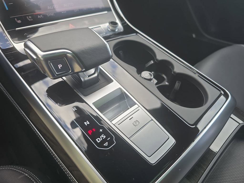 Certified 2025 Audi Q8 Premium Plus w/ Premium Plus Package image 20