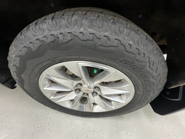 Certified 2019 Chevrolet Silverado 1500 LTZ w/ LTZ Premium Package AWD/4WD image 35