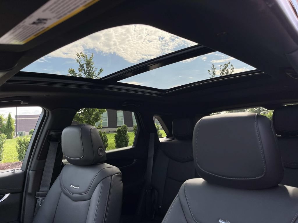 New 2026 Cadillac XT5 Premium Luxury w/ Driver Assist Package FWD image 28