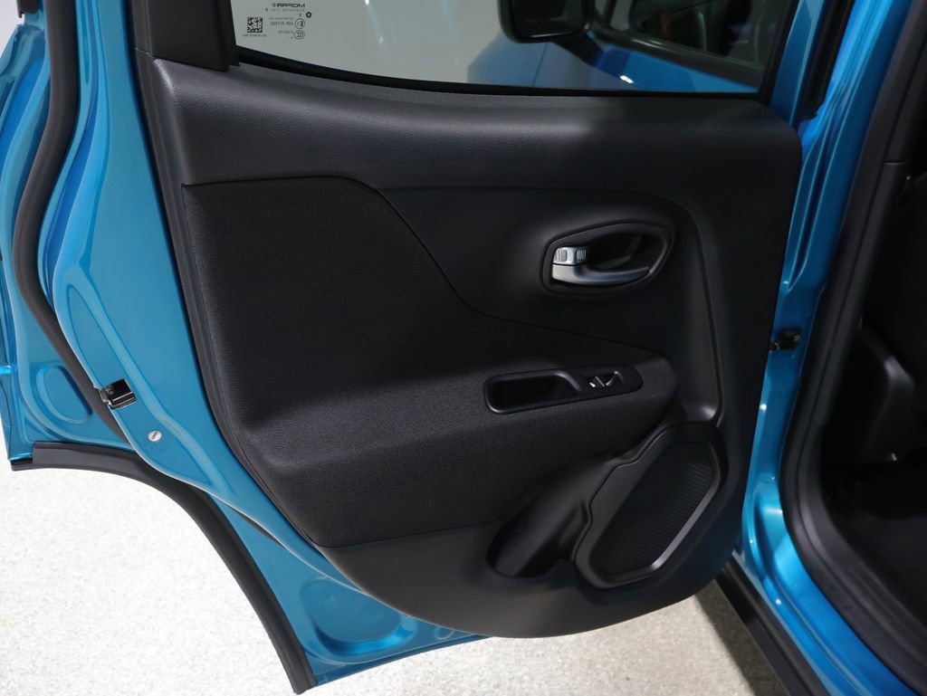 Used 2021 Jeep Renegade Latitude image 20