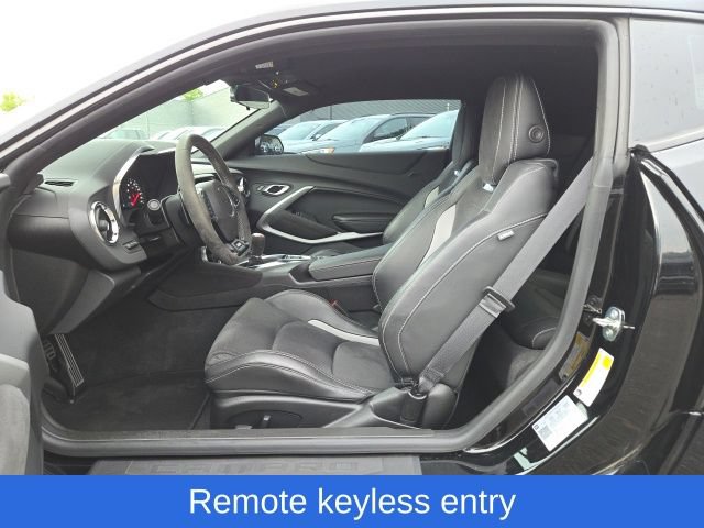 Used 2023 Chevrolet Camaro SS RWD image 15