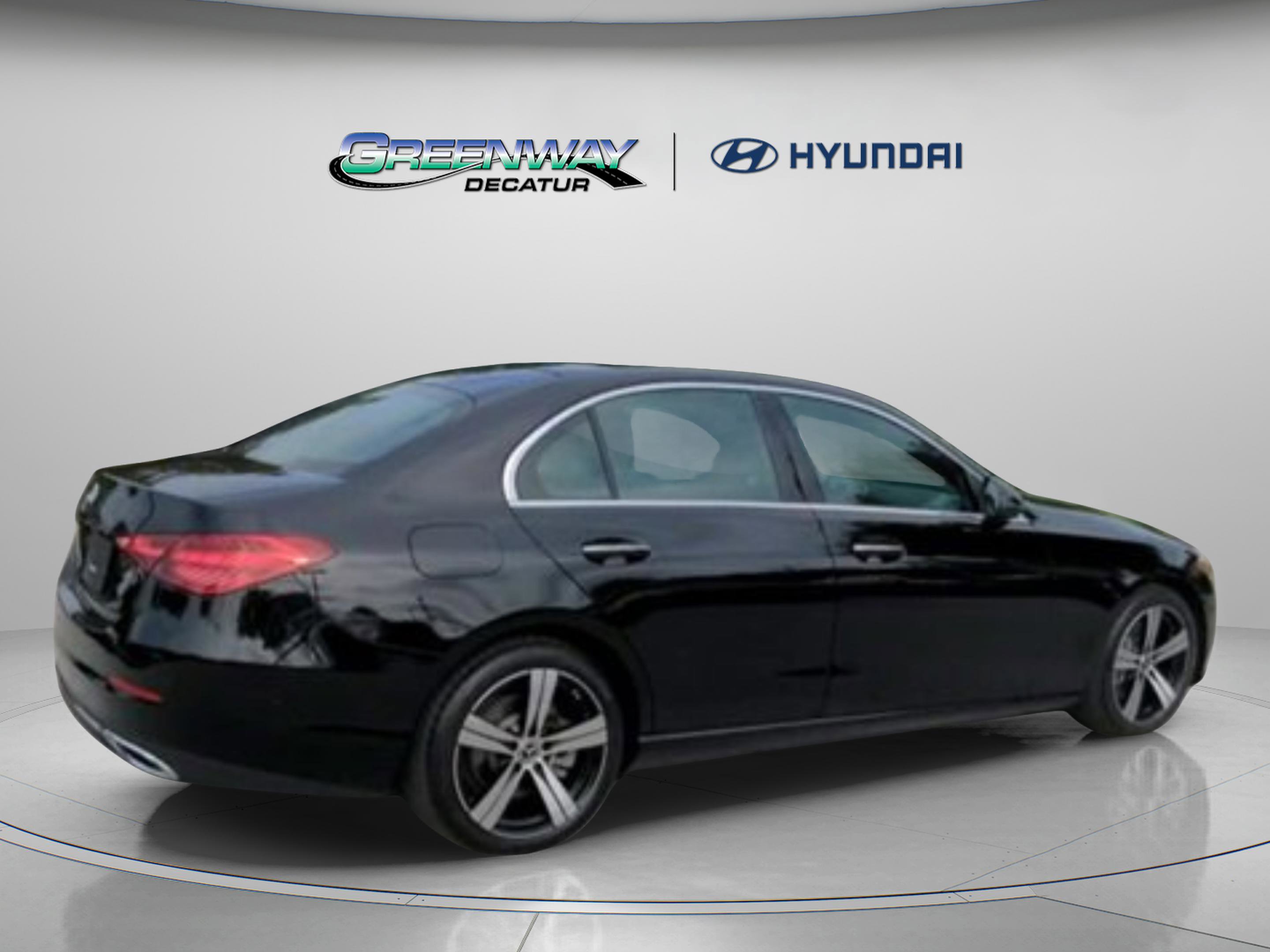 Used 2025 Mercedes-Benz C 300 Sedan image 27