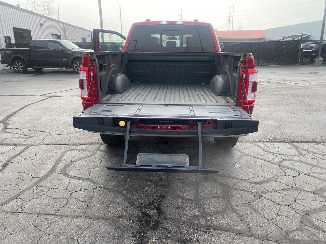 Used 2022 Ford F150 Lariat AWD/4WD image 38