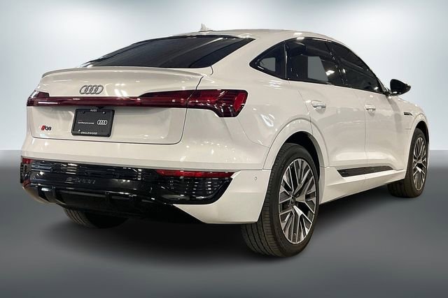 Used 2024 Audi Q8 e-tron Prestige w/ Prestige Package image 13