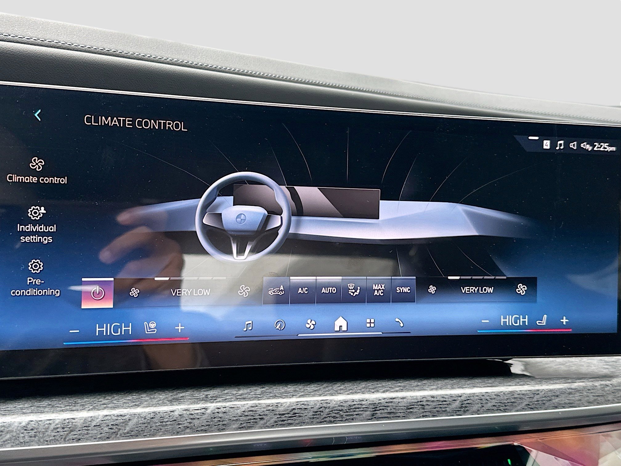 New 2025 BMW i7 eDrive50 w/ Executive Package image 15