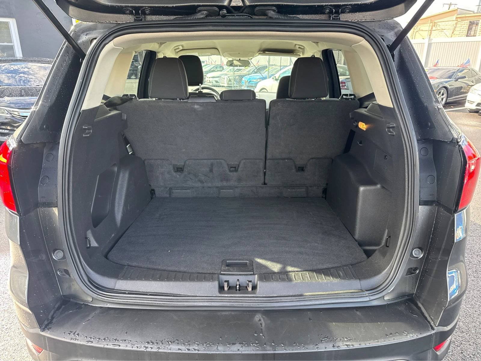 Used 2019 Ford Escape SE AWD/4WD image 13