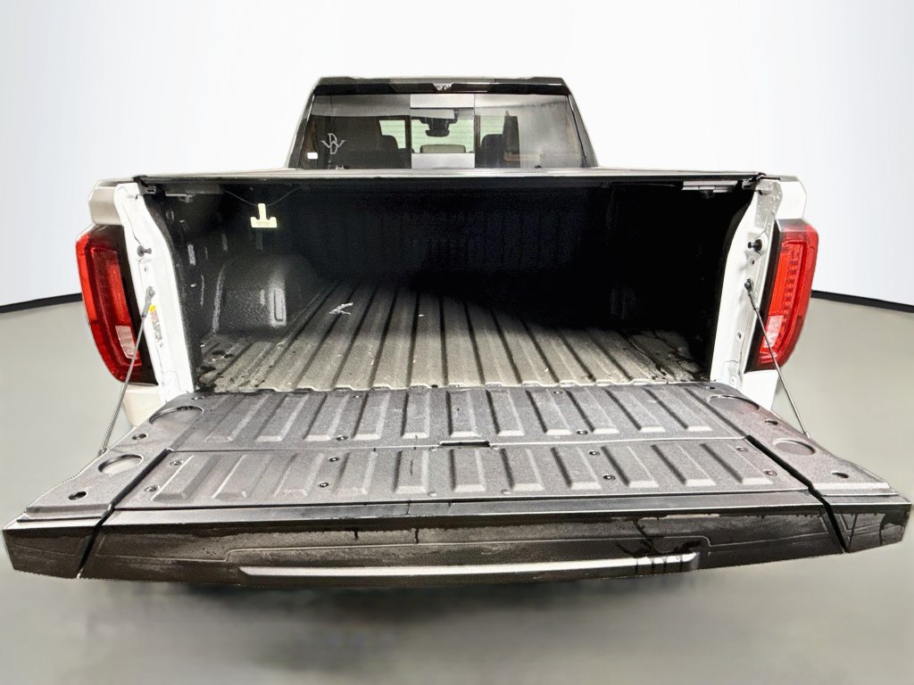 Used 2026 GMC Sierra 1500 AT4 w/ Technology Package AWD/4WD image 27