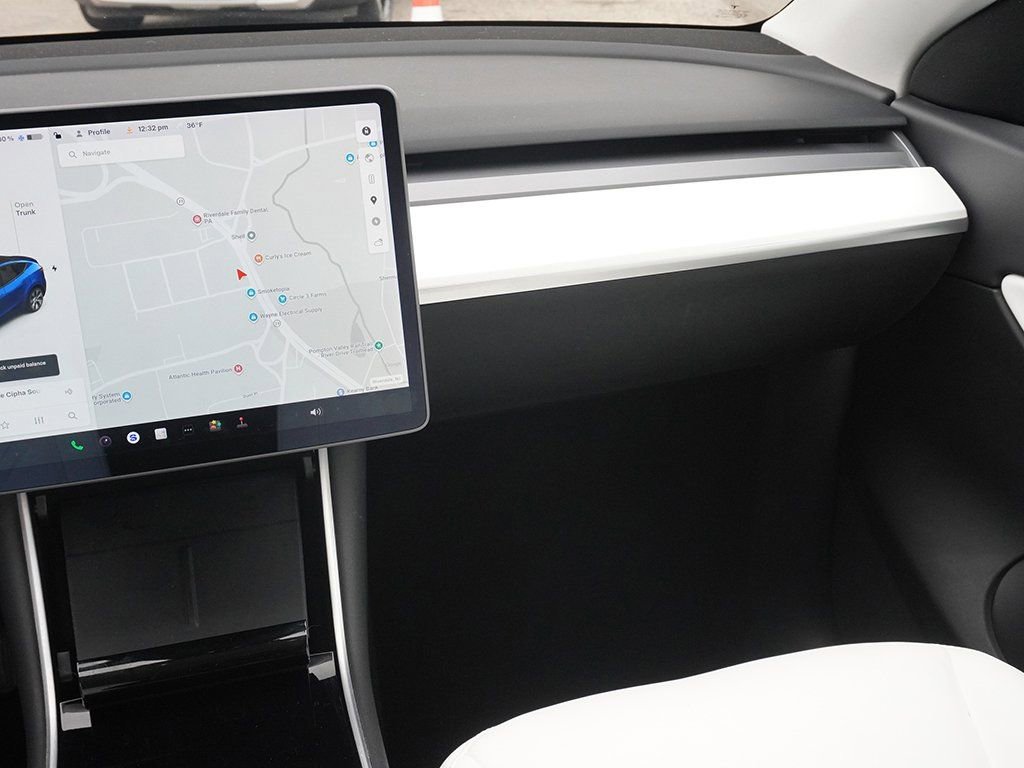 Used 2020 Tesla Model Y Performance image 35