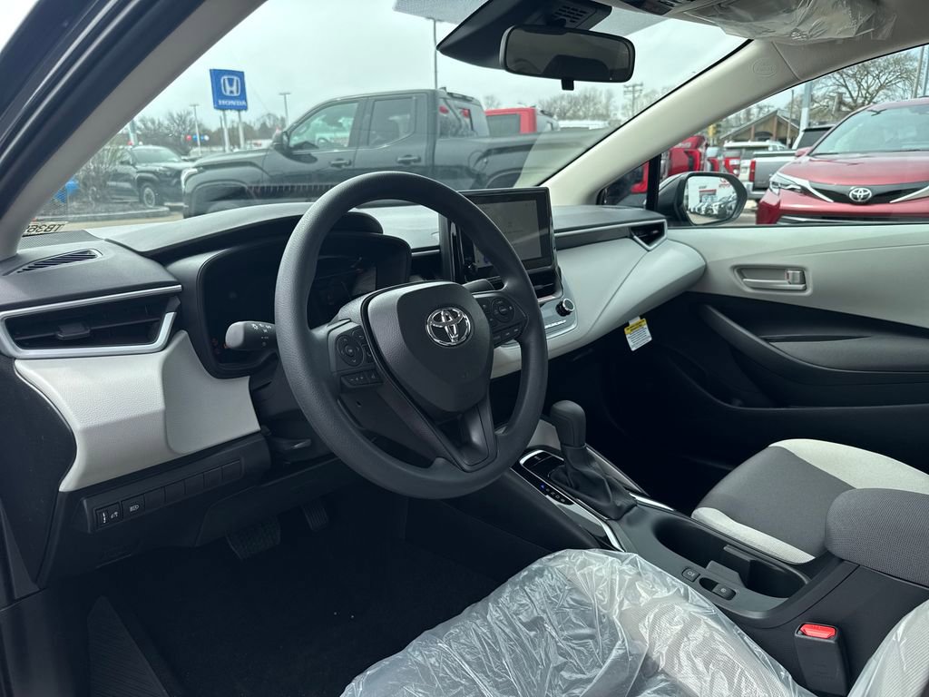New 2026 Toyota Corolla LE FWD image 17
