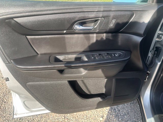 Used 2014 Chevrolet Traverse LT w/ All-Star Edition FWD image 16