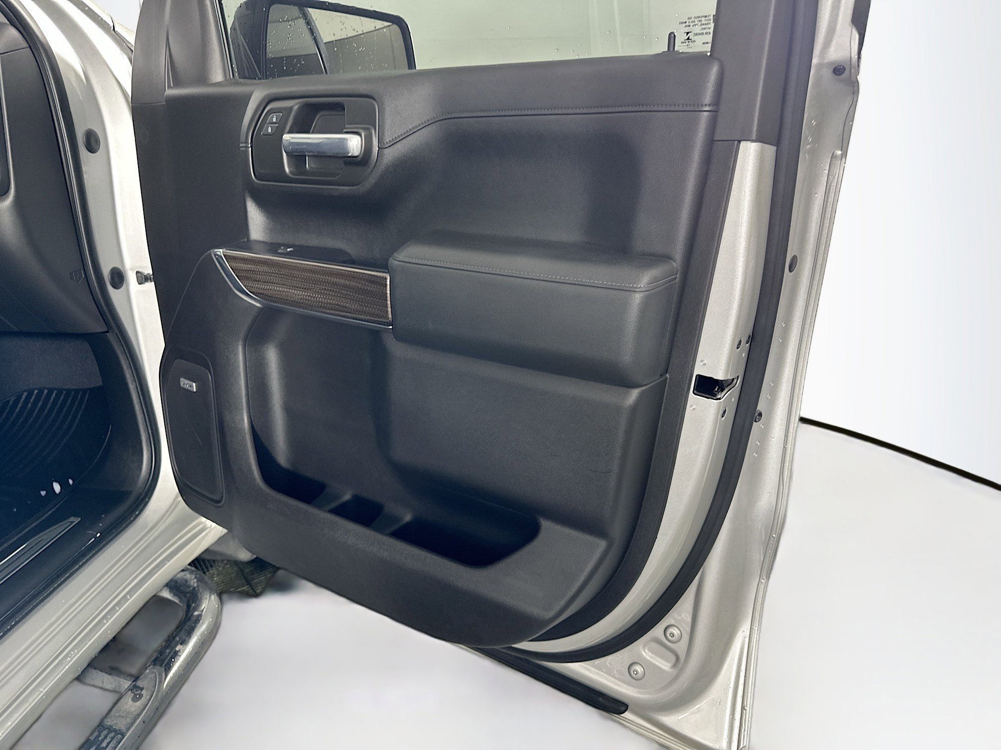 Used 2020 Chevrolet Silverado 1500 RST w/ Texas Edition image 29