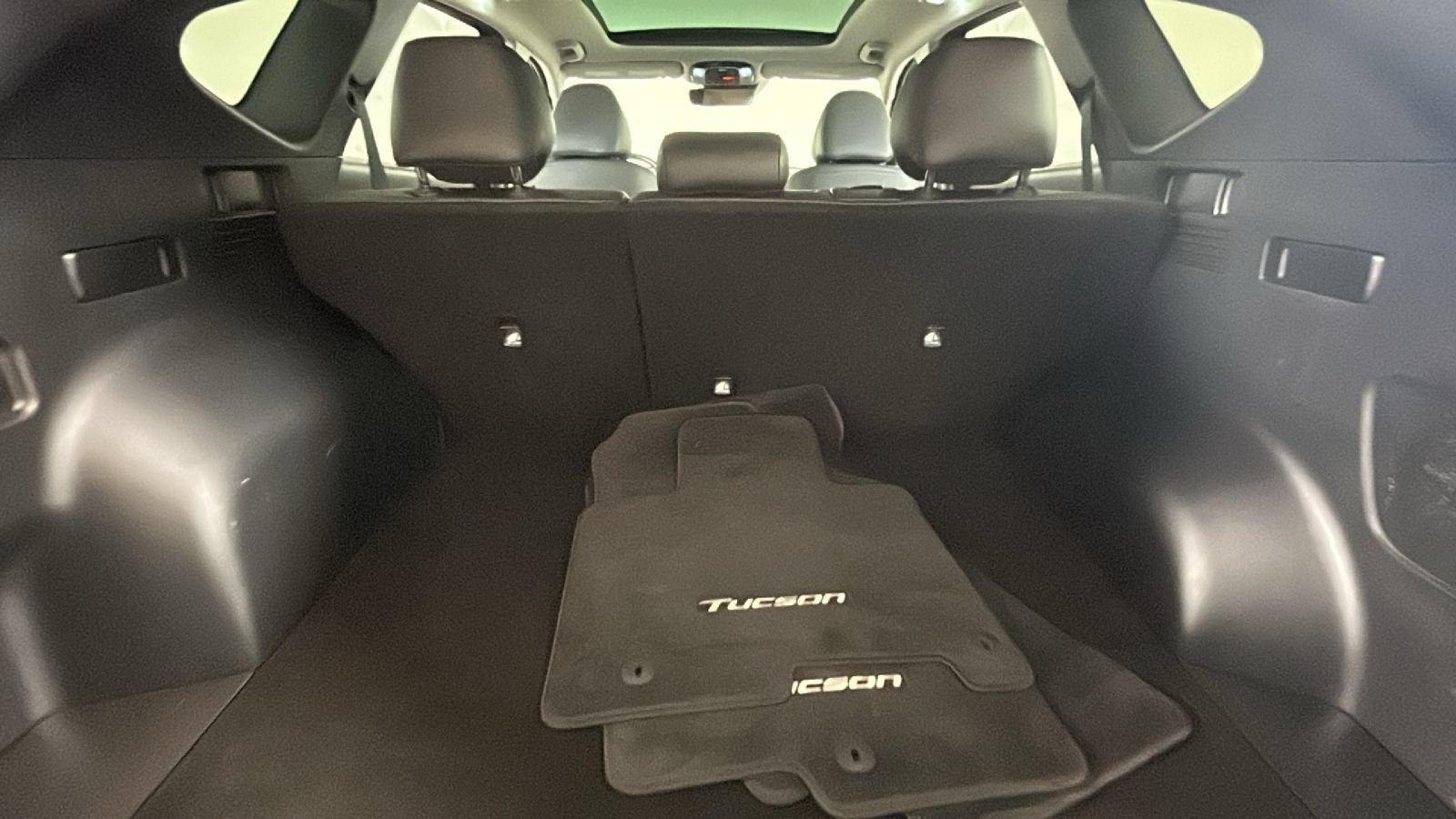 Used 2023 Hyundai Tucson Limited AWD/4WD image 33