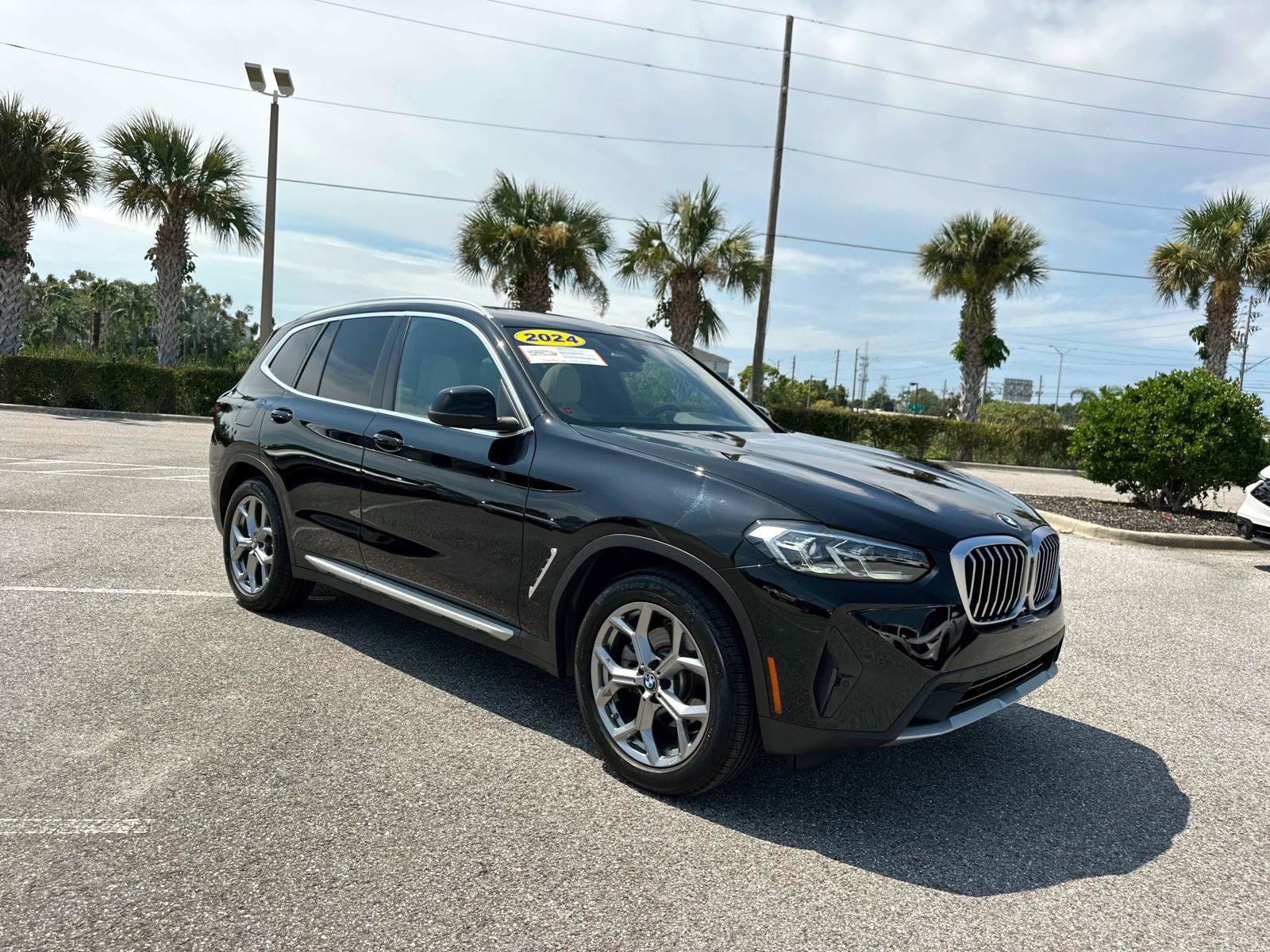 Used 2024 BMW X3 sDrive30i w/ Convenience Package image 2