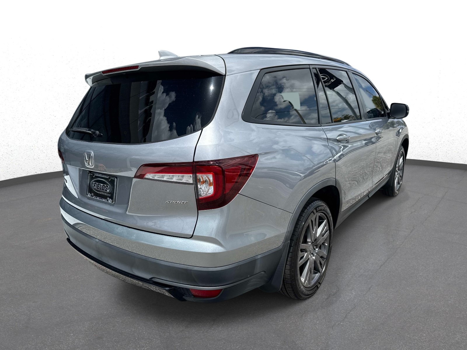 Used 2022 Honda Pilot Sport image 3