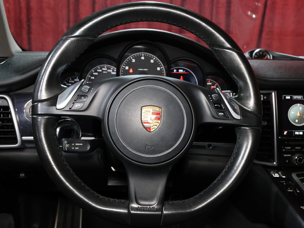 Used 2016 Porsche Panamera Edition RWD image 17