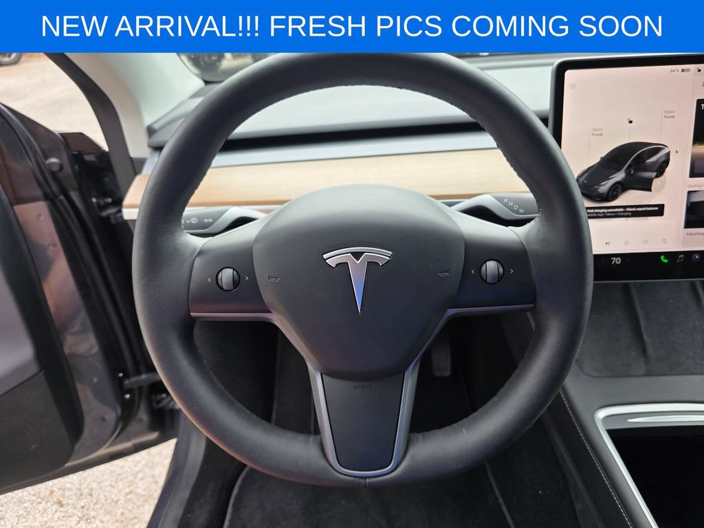 Used 2023 Tesla Model Y Long Range AWD/4WD image 13
