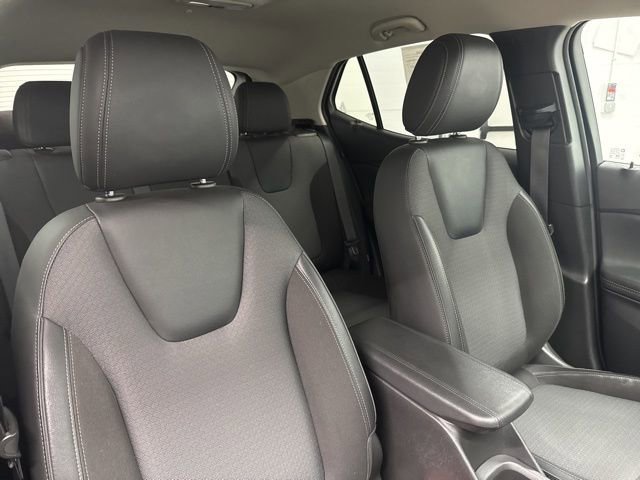 Used 2022 Buick Encore GX Preferred AWD/4WD image 21