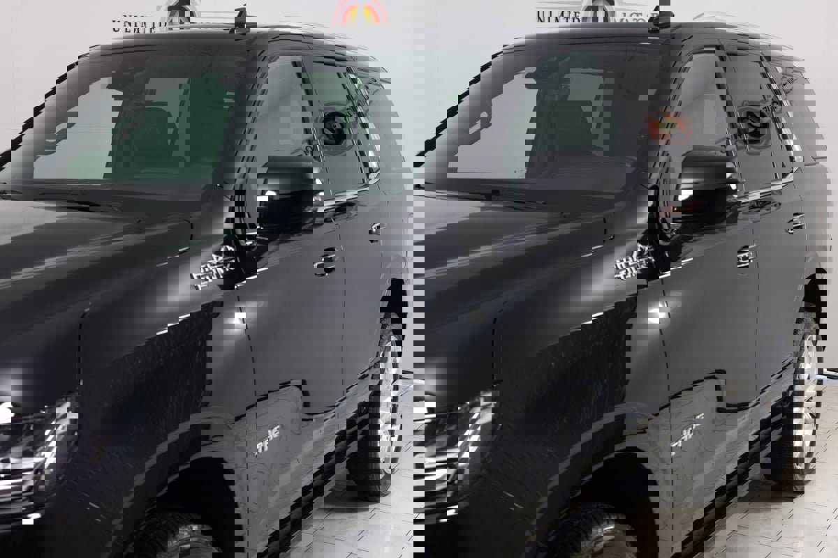 Used 2024 Chevrolet Tahoe High Country w/ Premium Package 2 image 53